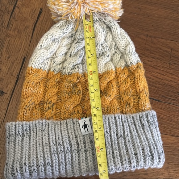 Smartwool Isto Retro Beanie NWOT Winter Hat Honey Gold - Picture 6 of 9